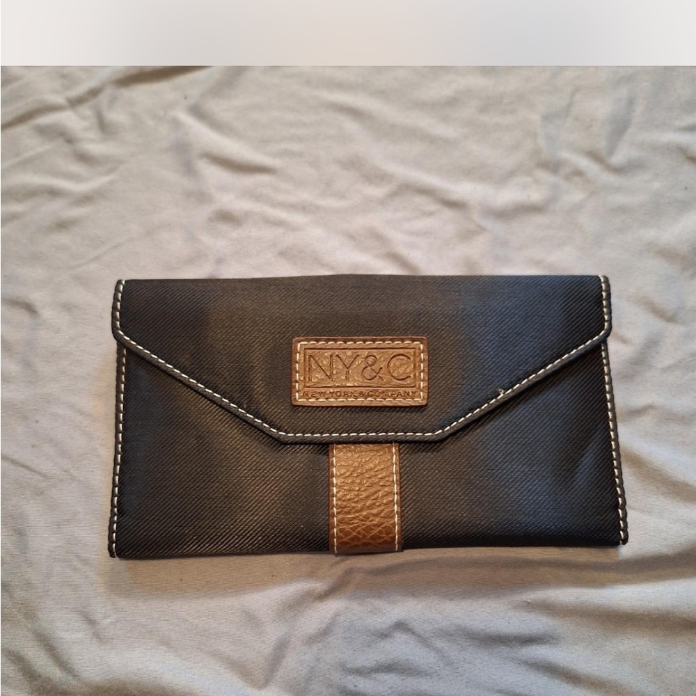 Women's Bag Lot - Picture 5 of 8